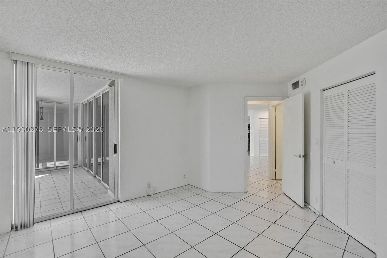 Real estate property located at 6767 Collins Ave #304, Miami-dade, The Sterling Condo, Miami Beach, FL