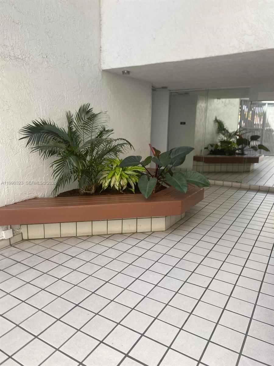 Real estate property located at 11800 18th St #108-4, Miami-dade, International Park Condo, Miami, FL