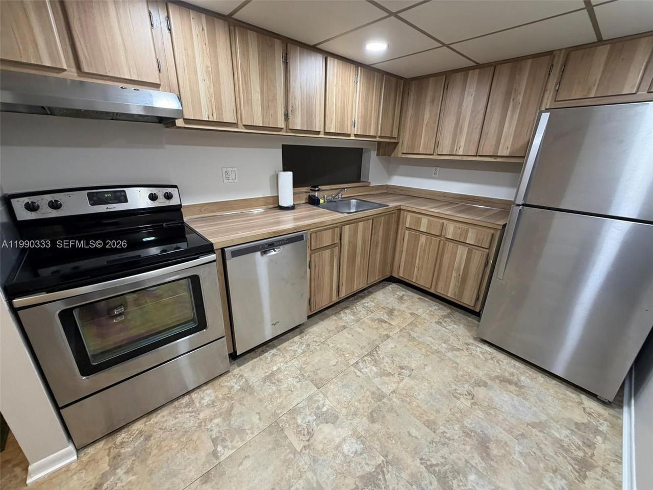 Real estate property located at 8025 107th Ave #213, Miami-dade, The Horizons Condo #2, Miami, FL