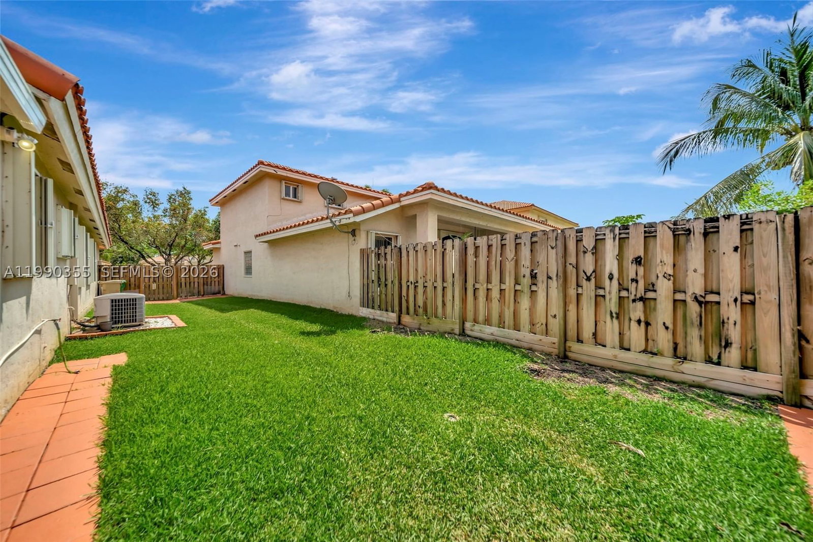Real estate property located at 14721 Vista Verdi Rd, Broward, Grove Commercial Center, Davie, FL