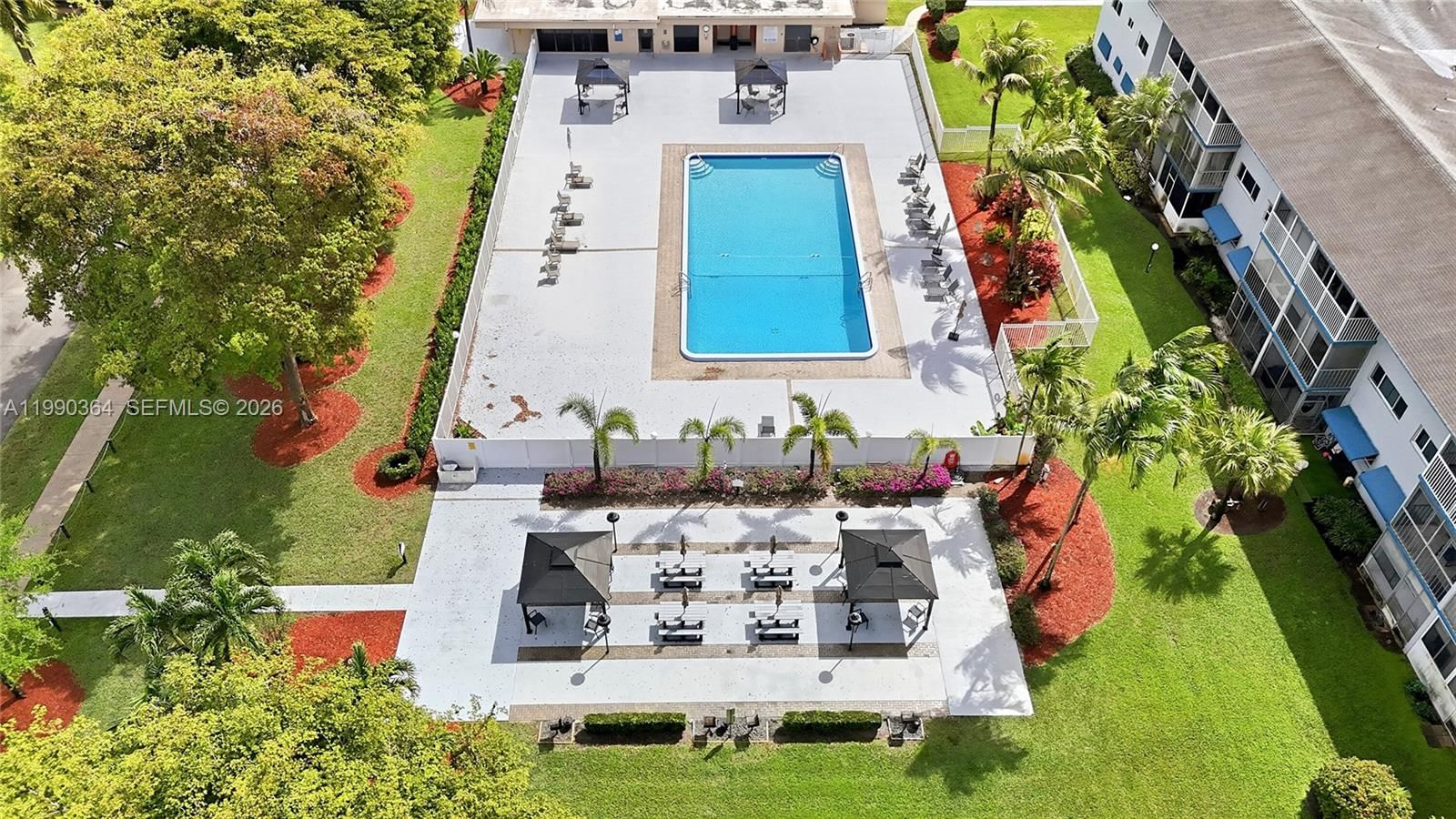 Real estate property located at 1200 Hillcrest Ct #306, Broward, Hillcrest Country Club Ap, Hollywood, FL