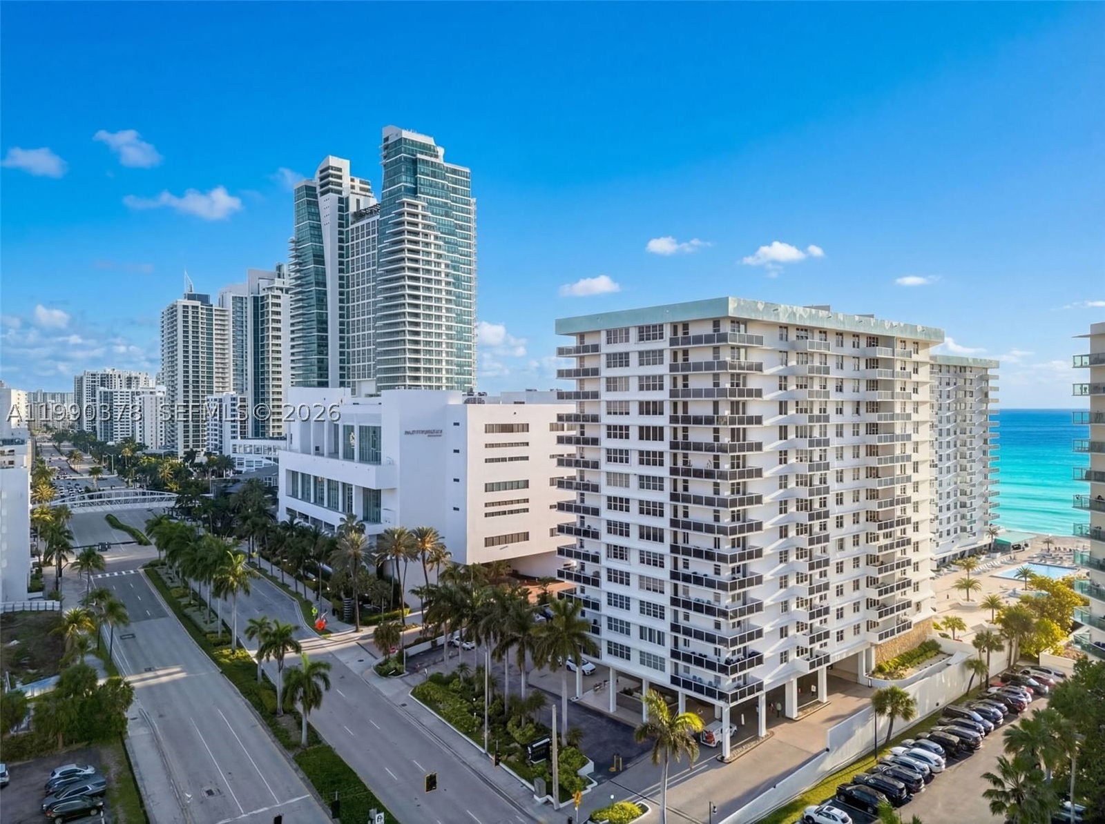 Real estate property located at 3725 Ocean Dr #1024, Broward, Sea Air Towers Condo, Hollywood, FL