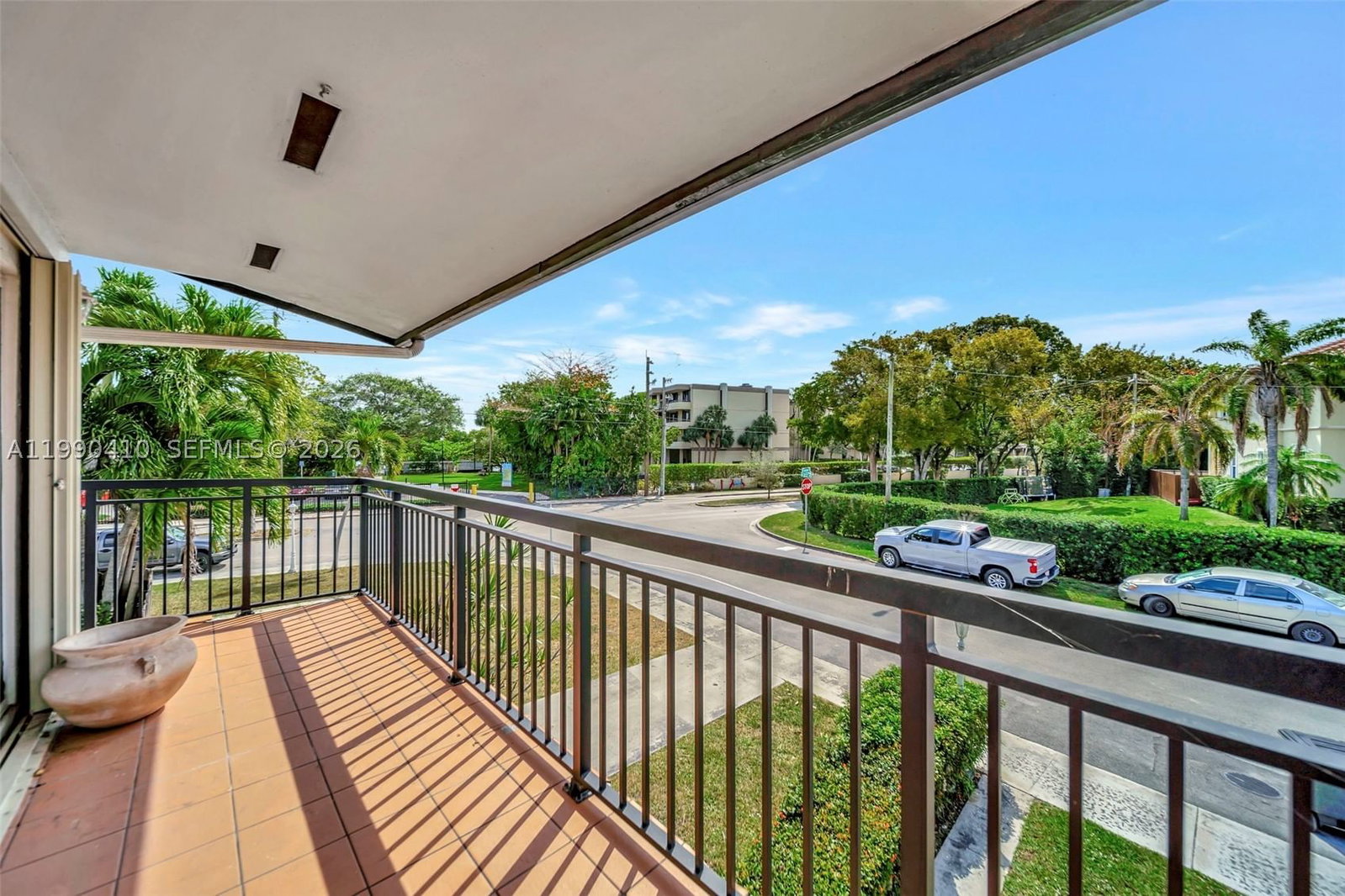Real estate property located at 2293 122nd St #2293, Miami-dade, Collonade Condo, North Miami, FL
