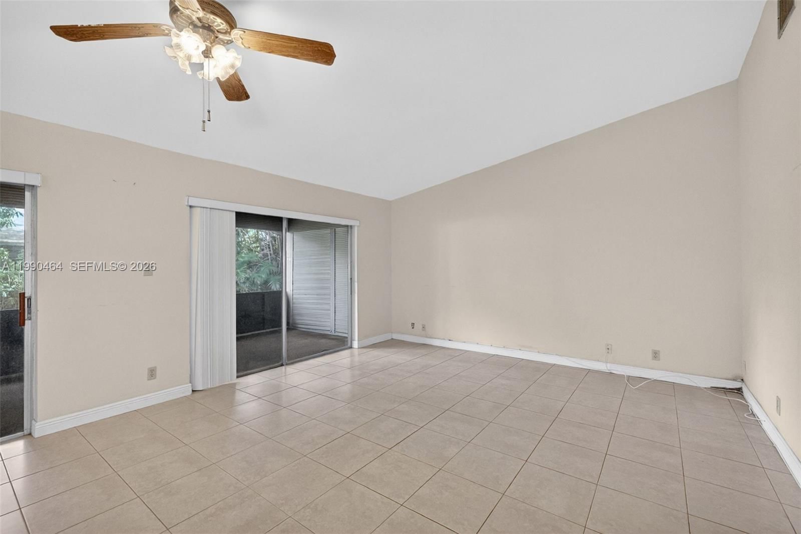 Real estate property located at 10424 70th Ct, Broward, Westwood Community 7, Tamarac, FL