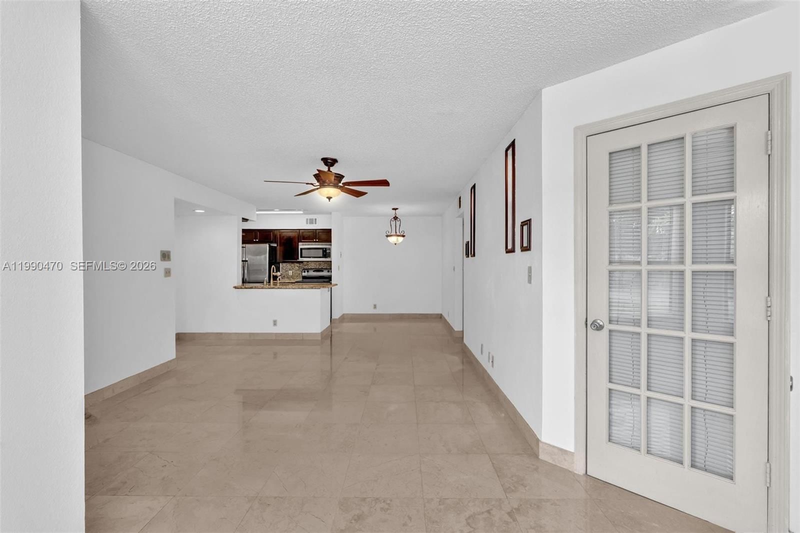 Real estate property located at 2796 University Dr #2104, Broward, Sundance At Davie Condo, Davie, FL