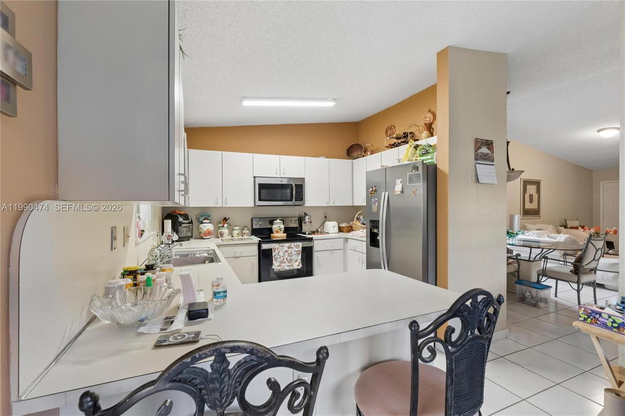 Real estate property located at 8798 111th Ter, Miami-dade, Richards Homes, Hialeah Gardens, FL