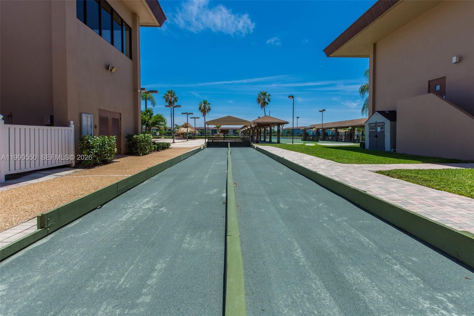 Real estate property located at 1000 125th Ave #102N, Broward, Cambridge At Century Vill, Pembroke Pines, FL