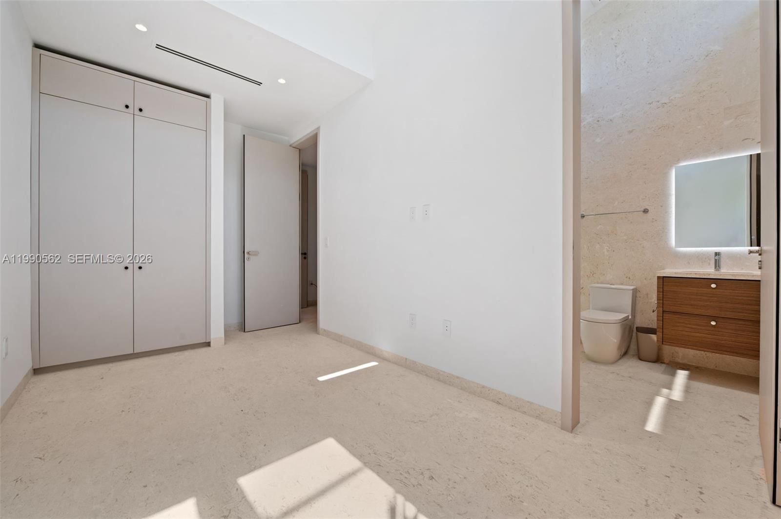 Real estate property located at 6716 San Vicente St, Miami-dade, C Gab Riviera Sec 11 Rev, Coral Gables, FL