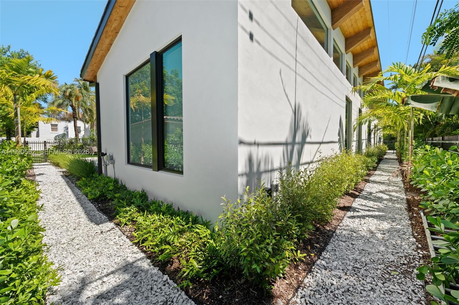 Real estate property located at 6716 San Vicente St, Miami-dade, C Gab Riviera Sec 11 Rev, Coral Gables, FL