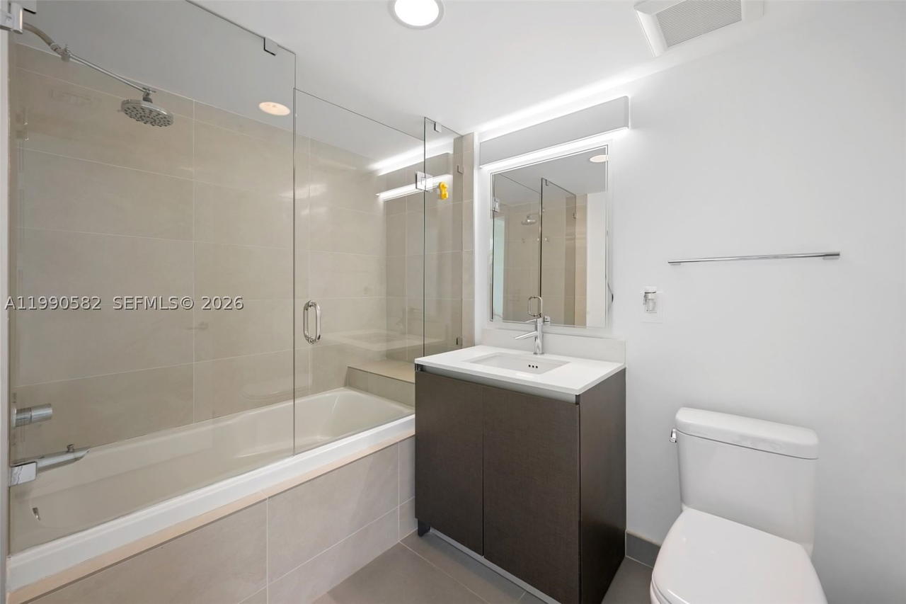 Real estate property located at 6610 Indian Creek Dr #406, Miami-dade, Amd Pl Of 2nd Ocean Front, Miami Beach, FL