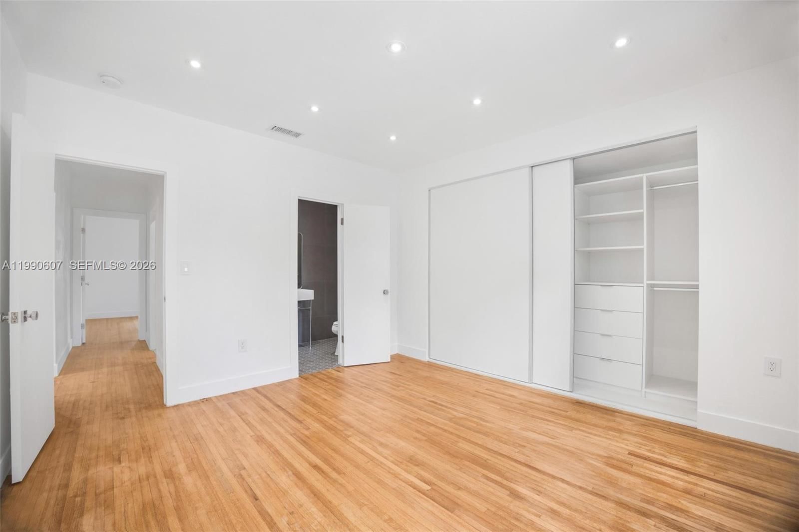 Real estate property located at 880 72nd Ter, Miami-dade, New Belle Meade Sub, Miami, FL