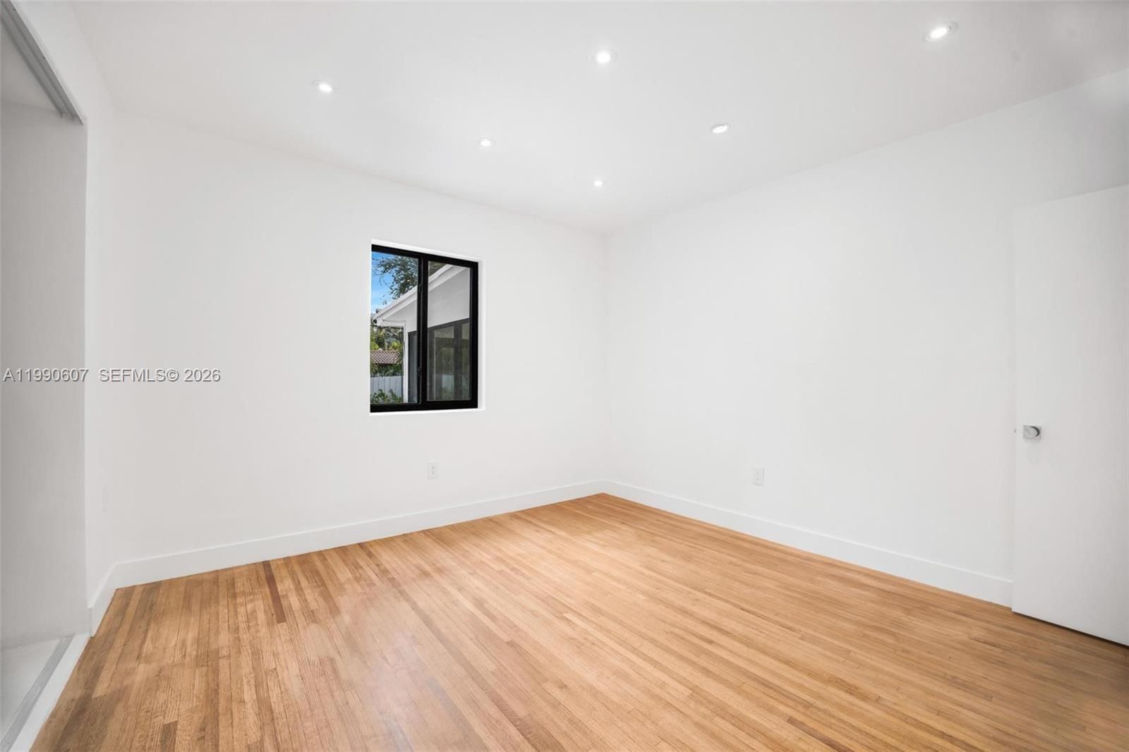 Real estate property located at 880 72nd Ter, Miami-dade, New Belle Meade Sub, Miami, FL