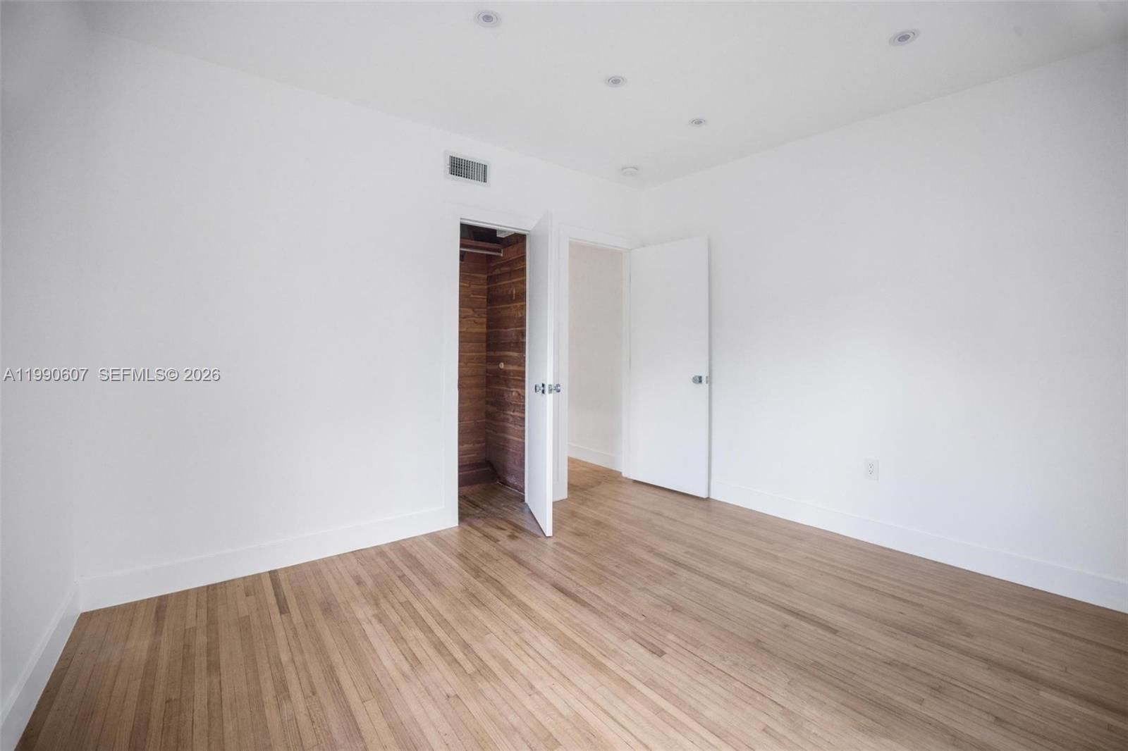 Real estate property located at 880 72nd Ter, Miami-dade, New Belle Meade Sub, Miami, FL