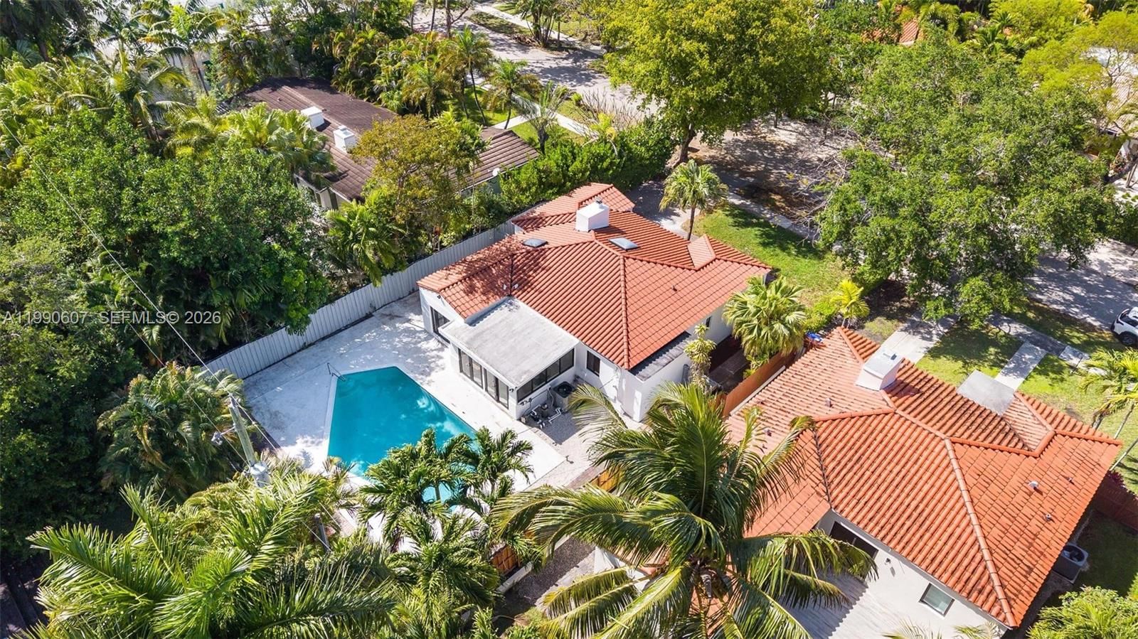 Real estate property located at 880 72nd Ter, Miami-dade, New Belle Meade Sub, Miami, FL