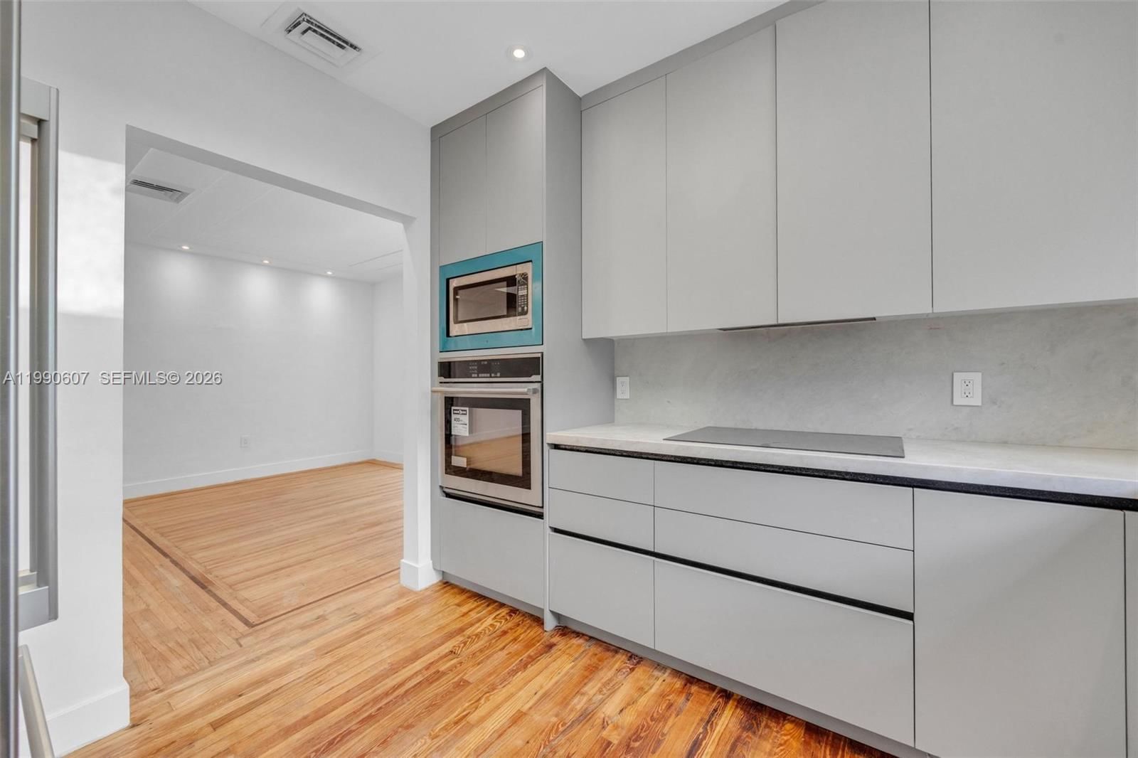 Real estate property located at 880 72nd Ter, Miami-dade, New Belle Meade Sub, Miami, FL