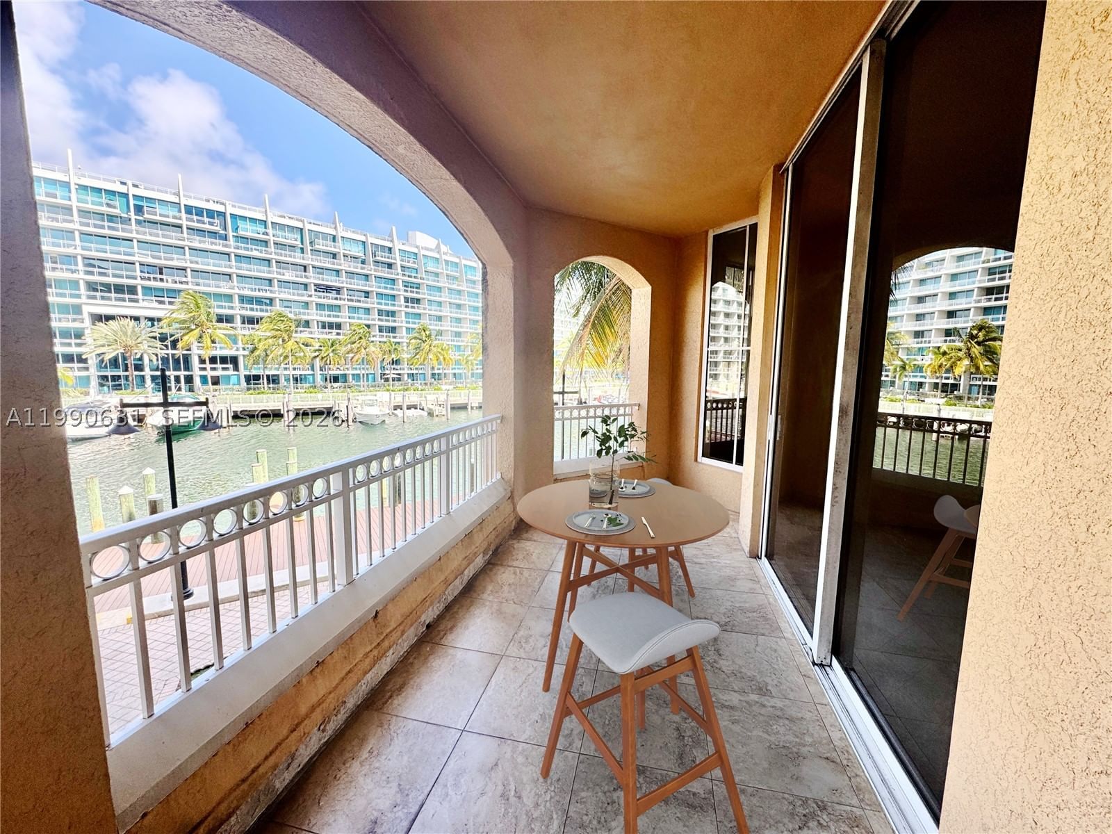 Real estate property located at 3001 185th St #213, Miami-dade, Alaqua Condo, Aventura, FL