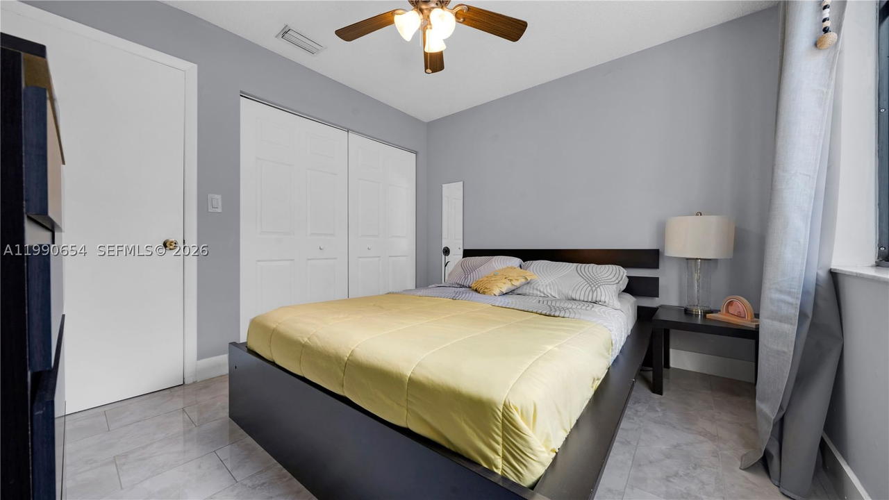 Real estate property located at 10500 159th Ct, Miami-dade, Oakwood At The Hammocks, Miami, FL
