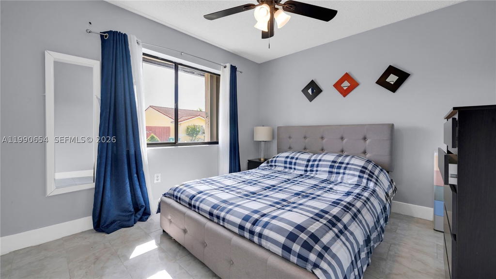 Real estate property located at 10500 159th Ct, Miami-dade, Oakwood At The Hammocks, Miami, FL