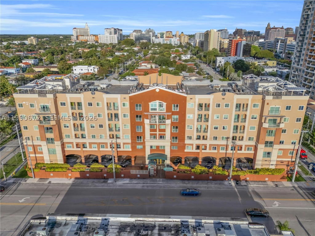 Real estate property located at 2280 32nd Ave #505, Miami-dade, Shamrock By The Gables Co, Miami, FL