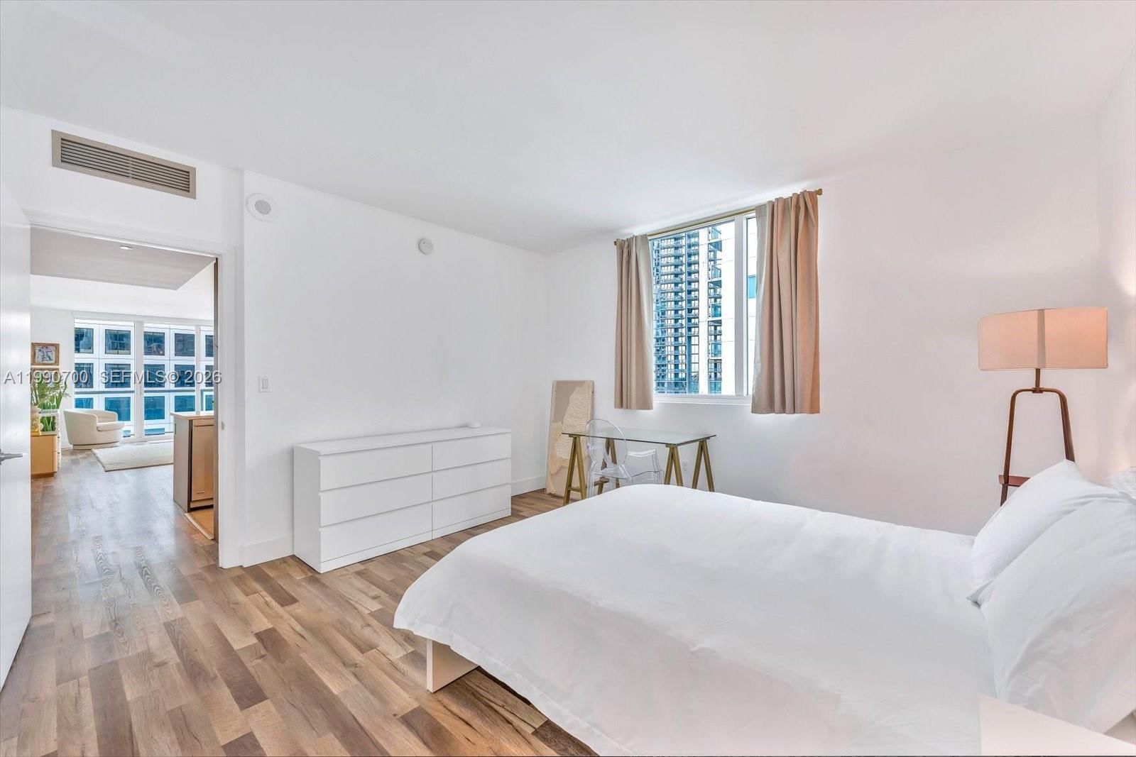 Real estate property located at 500 Brickell Ave #1810, Miami-dade, 500 Brickell East Condo, Miami, FL