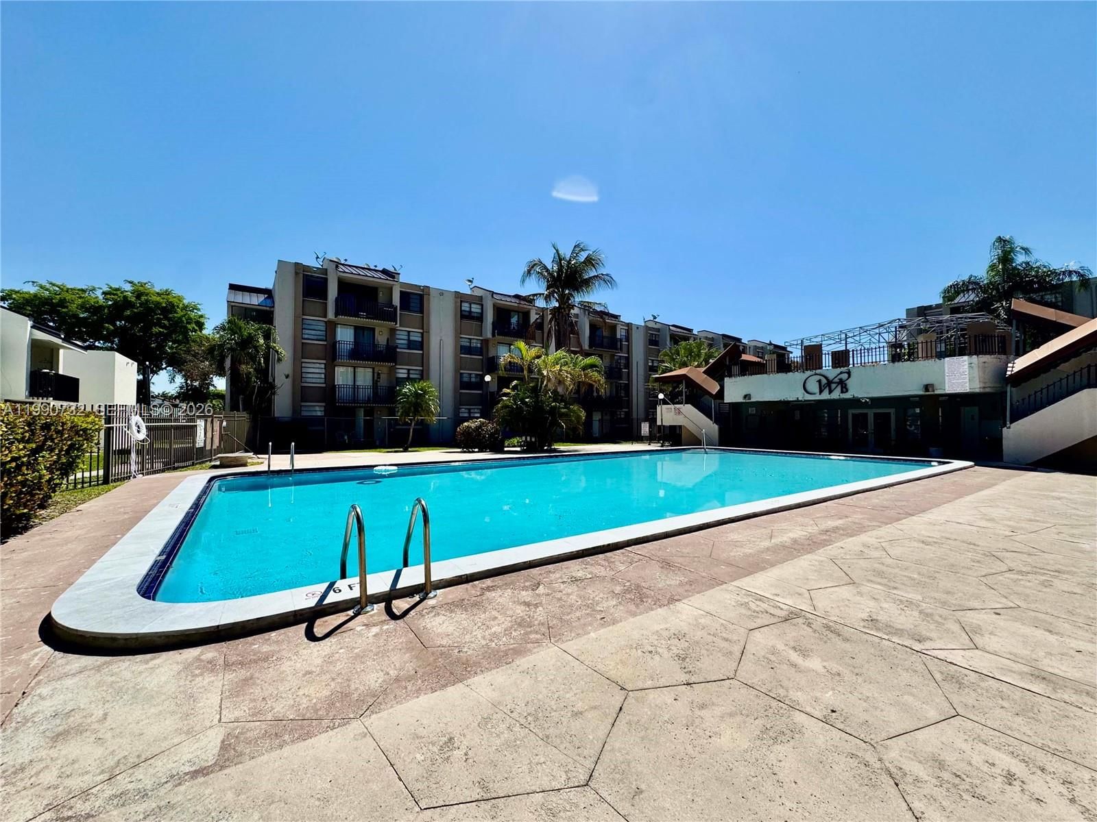 Real estate property located at 3610 114th Ave #4-202, Miami-dade, Westbird Village Condo, Miami, FL