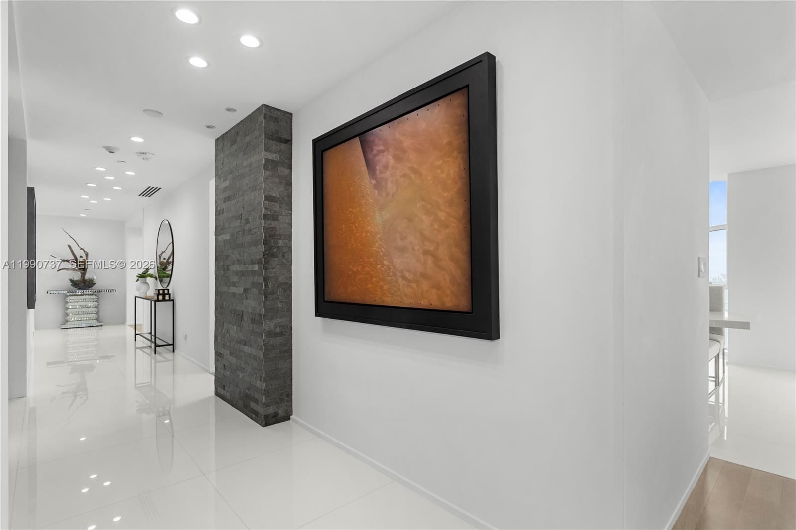 Real estate property located at 300 Pointe Dr #3405, Miami-dade, Portofino Tower Condo, Miami Beach, FL