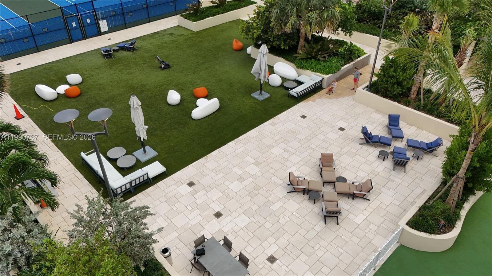 Real estate property located at 300 Pointe Dr #3405, Miami-dade, Portofino Tower Condo, Miami Beach, FL