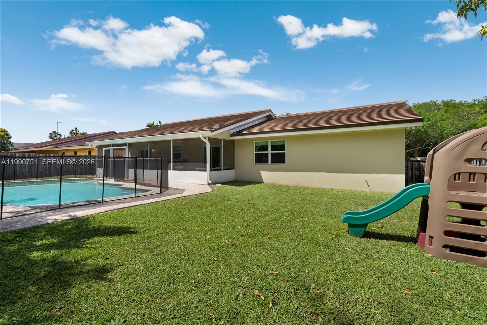 Real estate property located at 9014 163rd Ter, Miami-dade, Rockdale Gardens, Palmetto Bay, FL