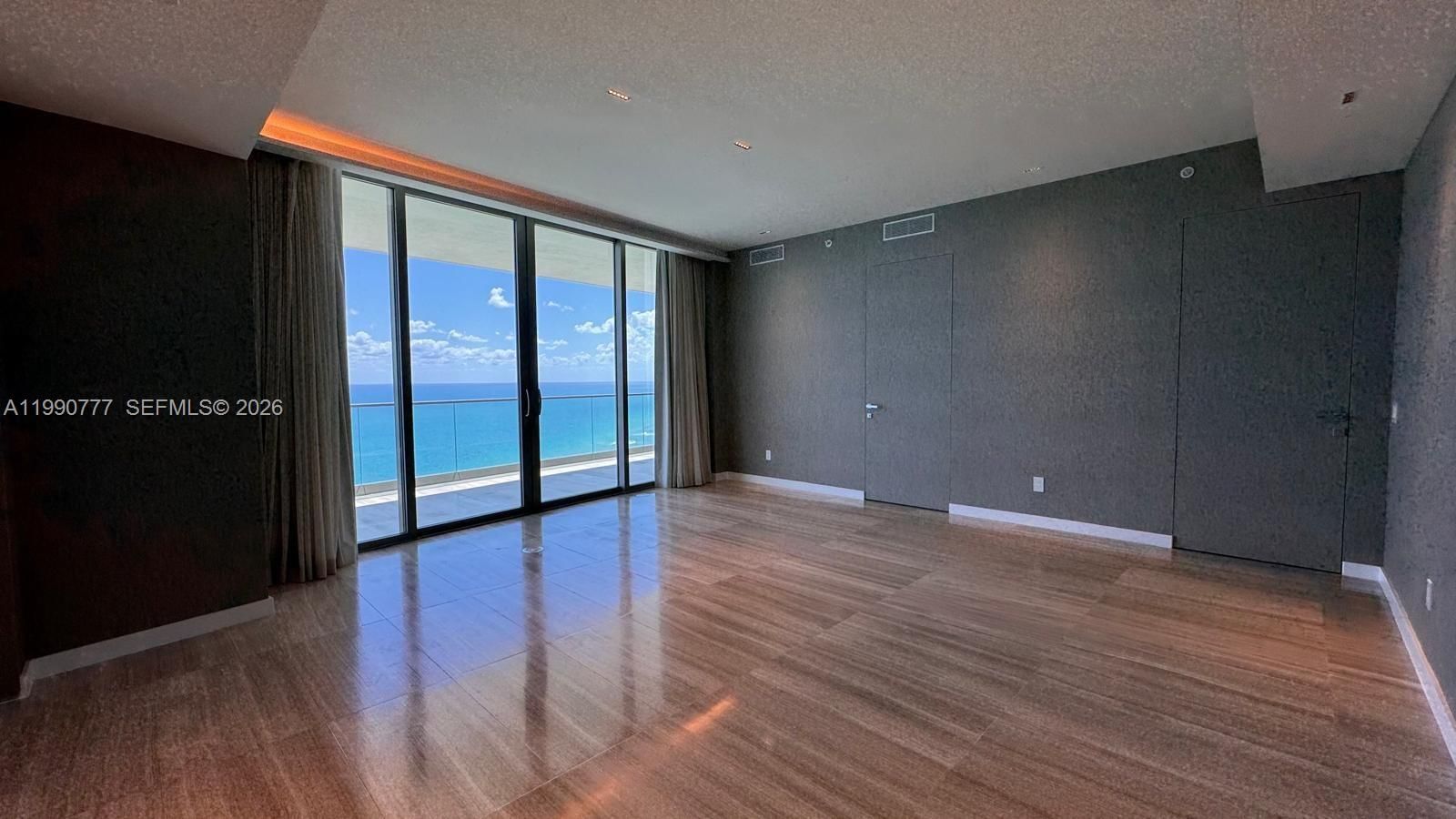 Real estate property located at 18975 Collins Ave #2500, Miami-dade, 18975 Collins Condo, Sunny Isles Beach, FL