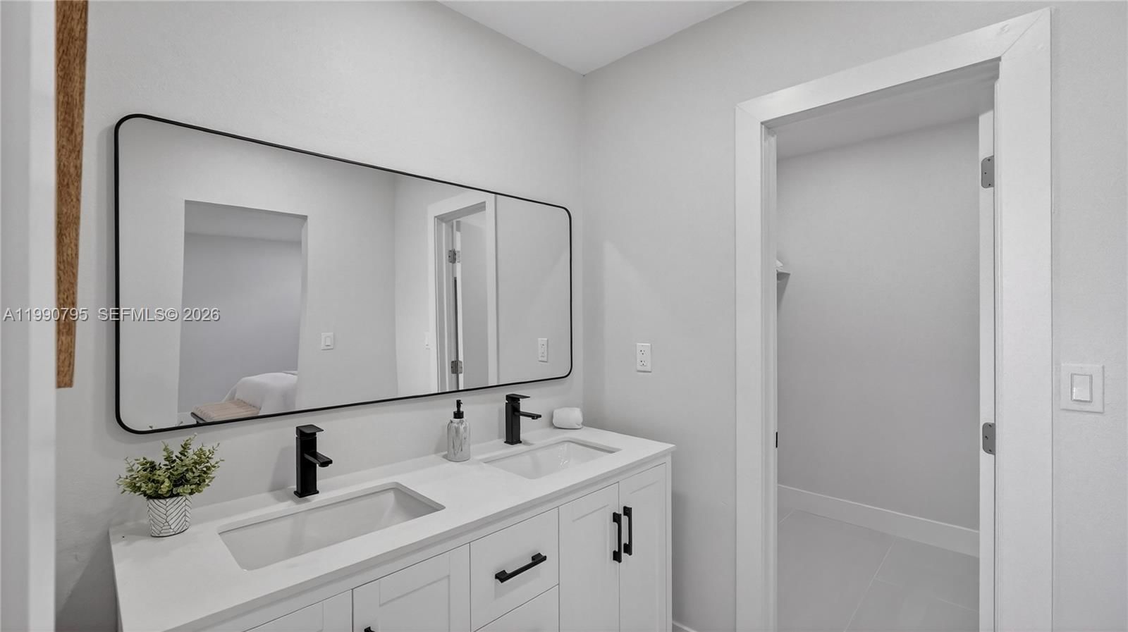 Real estate property located at 3960 174th St, Miami-dade, Carol City, Miami Gardens, FL