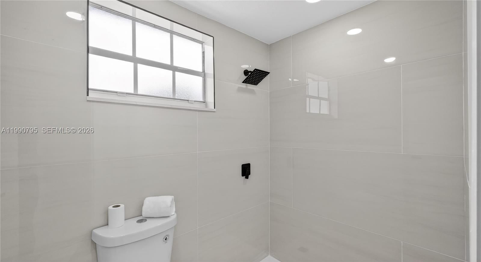 Real estate property located at 3960 174th St, Miami-dade, Carol City, Miami Gardens, FL