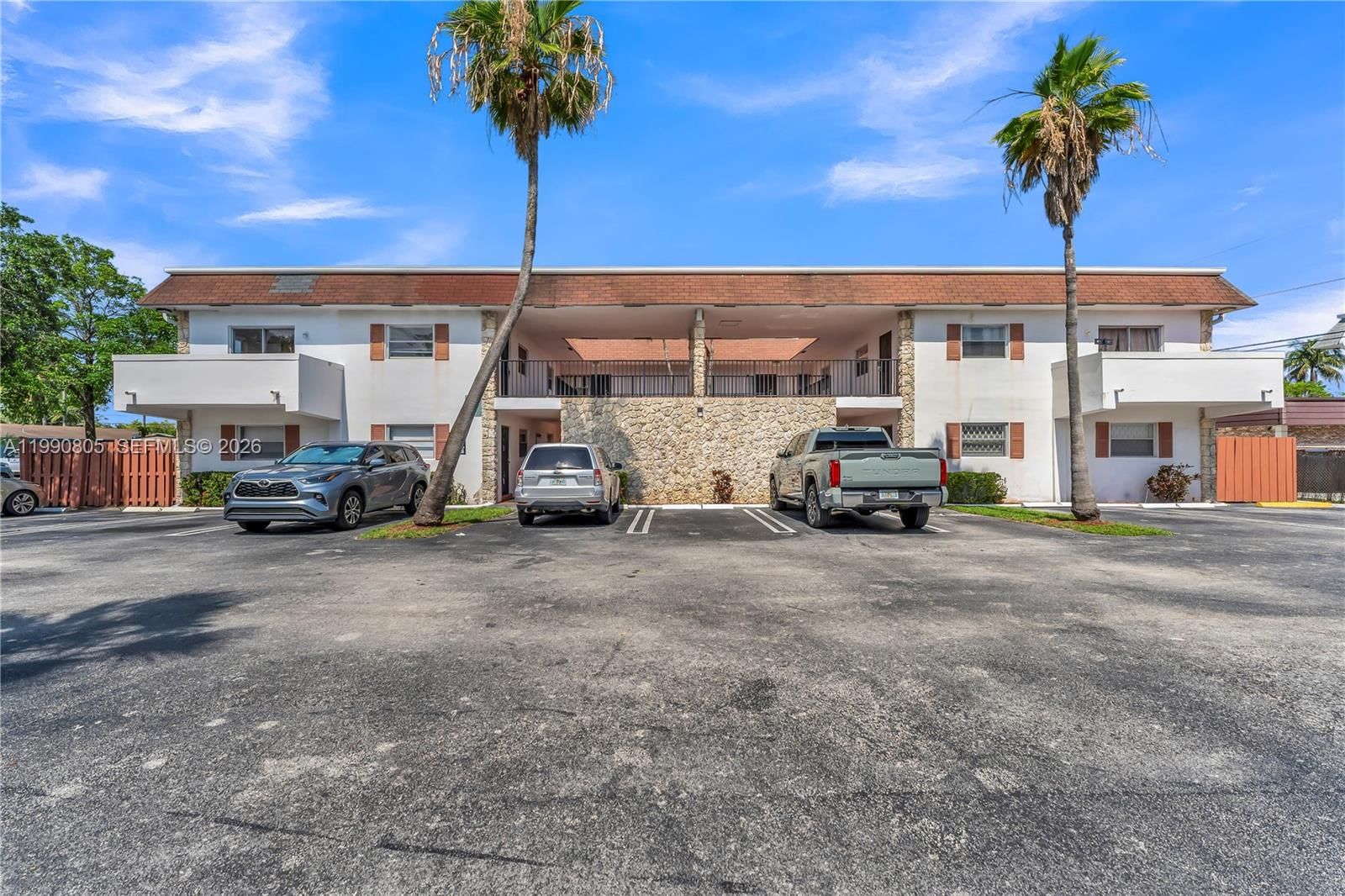 Real estate property located at 321 1st Ct K-4, Broward, Parkway Gardens, Pompano Beach, FL