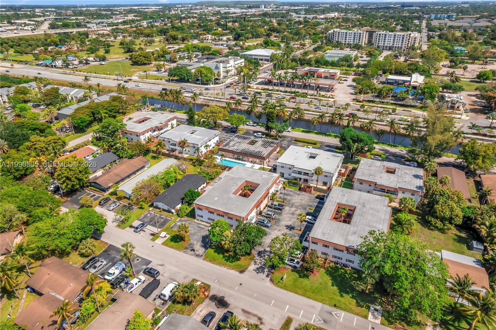 Real estate property located at 321 1st Ct K-4, Broward, Parkway Gardens, Pompano Beach, FL