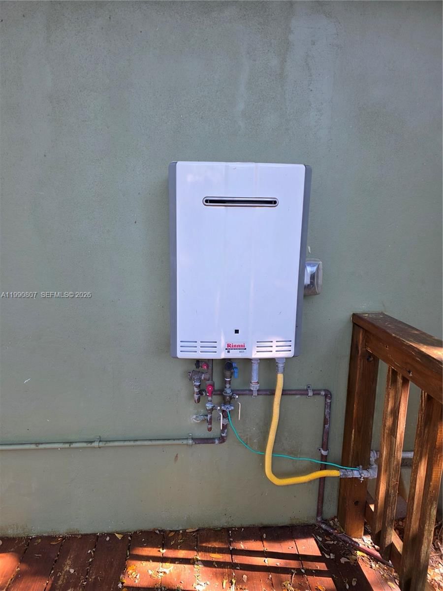 Real estate property located at 9911 Martinique Dr, Miami-dade, S Coral Homes Sec 3, Cutler Bay, FL