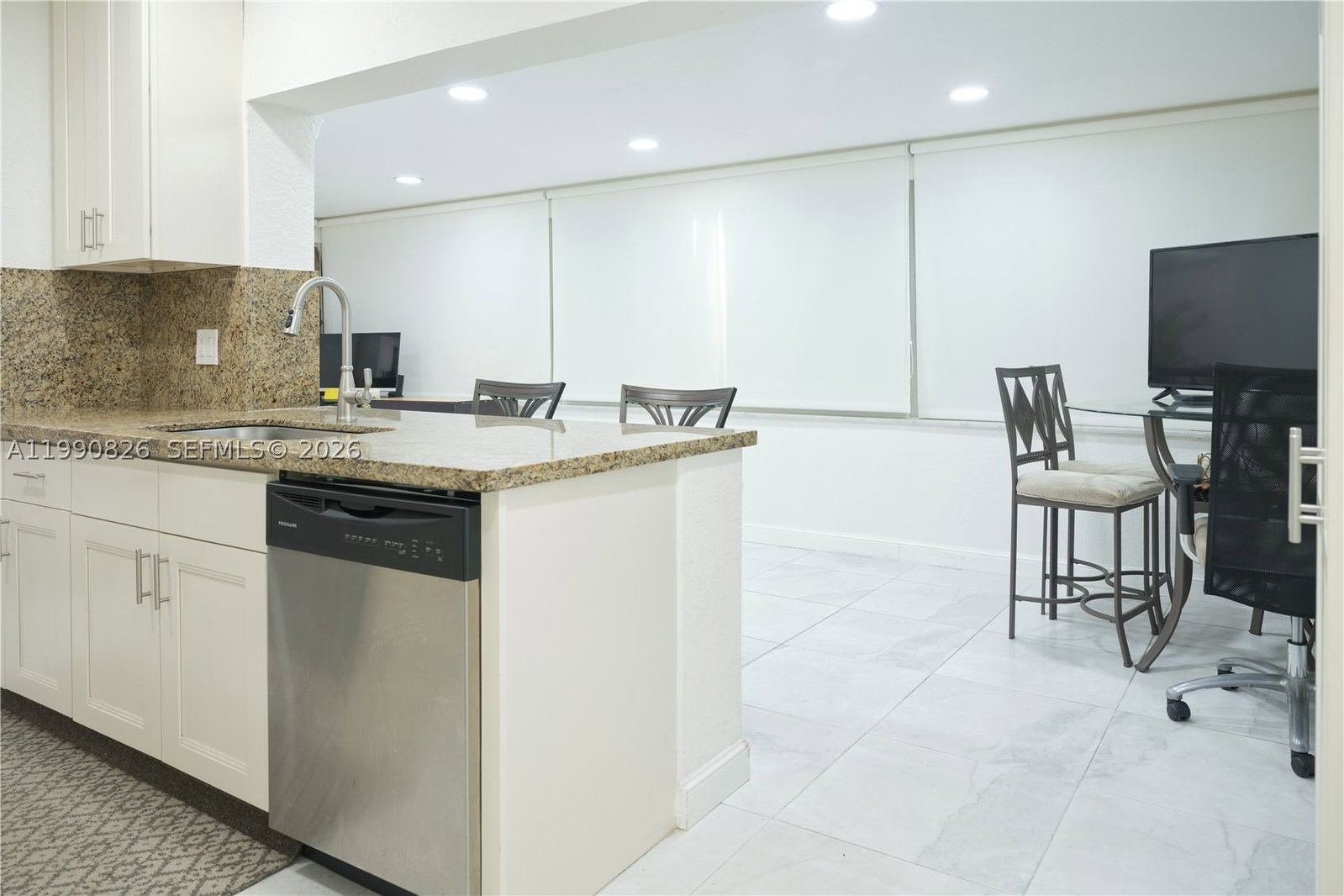 Real estate property located at 4391 12th Ter, Broward, Crystal Lake Villas, Deerfield Beach, FL
