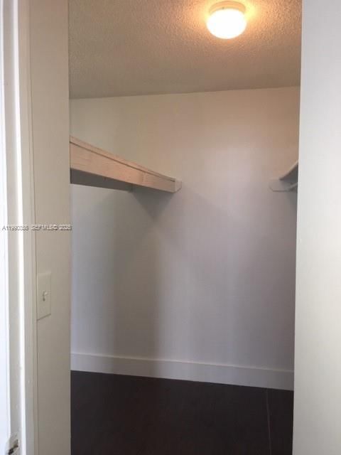 Real estate property located at 486 165th St Rd B-405, Miami-dade, Montecarlo Condo, Miami, FL