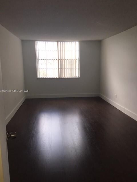 Real estate property located at 486 165th St Rd B-405, Miami-dade, Montecarlo Condo, Miami, FL