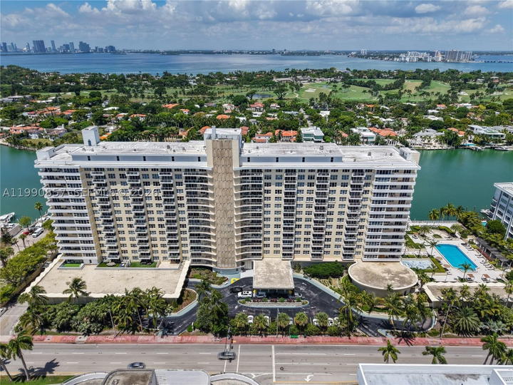 Real estate property located at 5600 Collins Ave #14K, Miami-dade, 5600 Condo, Miami Beach, FL