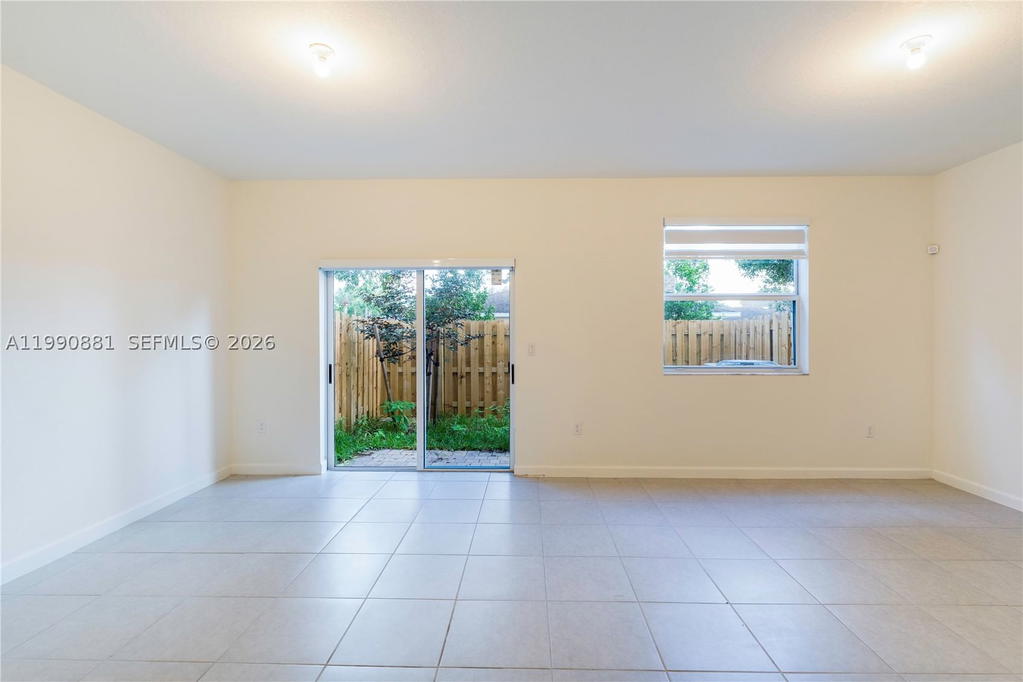Real estate property located at 5514 27th St, Broward, Calcutta First Addition, Lauderhill, FL