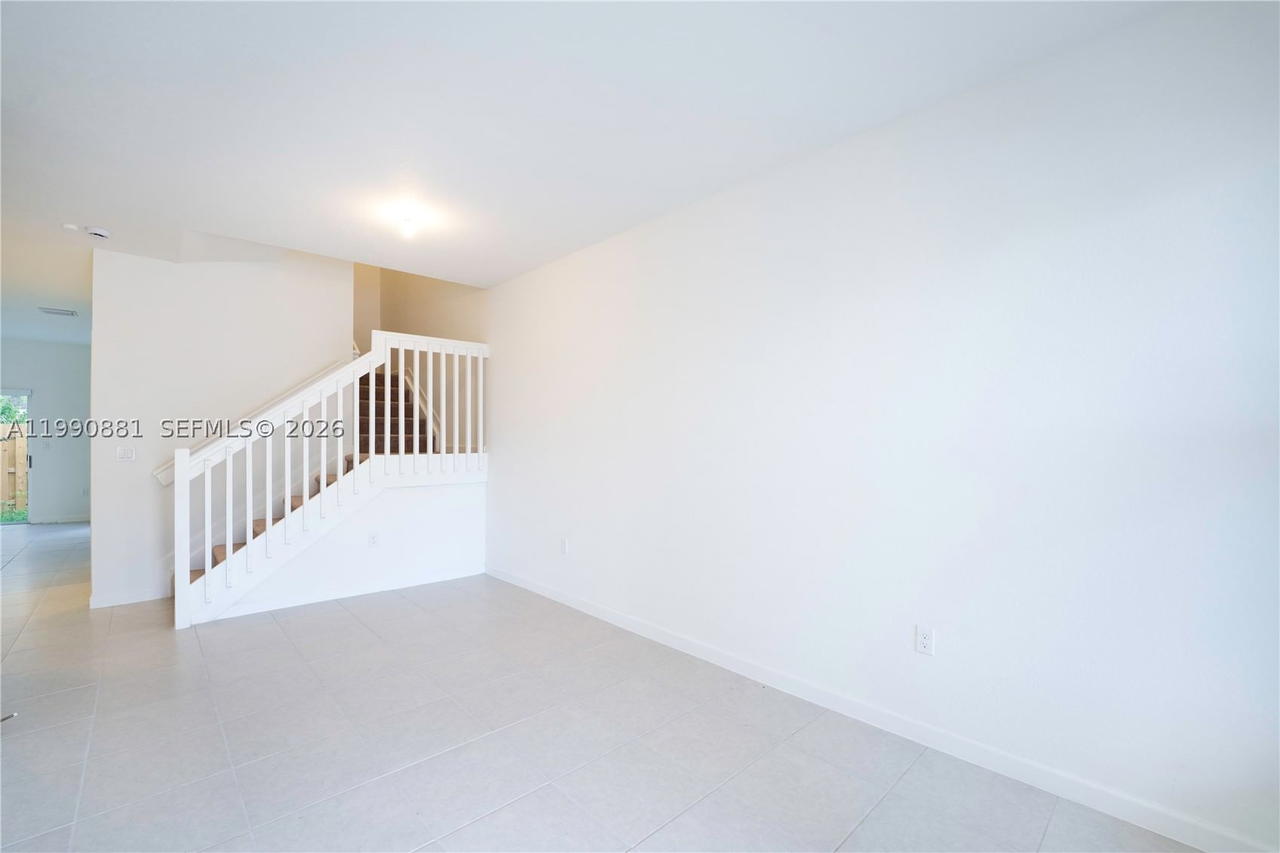 Real estate property located at 5514 27th St, Broward, Calcutta First Addition, Lauderhill, FL