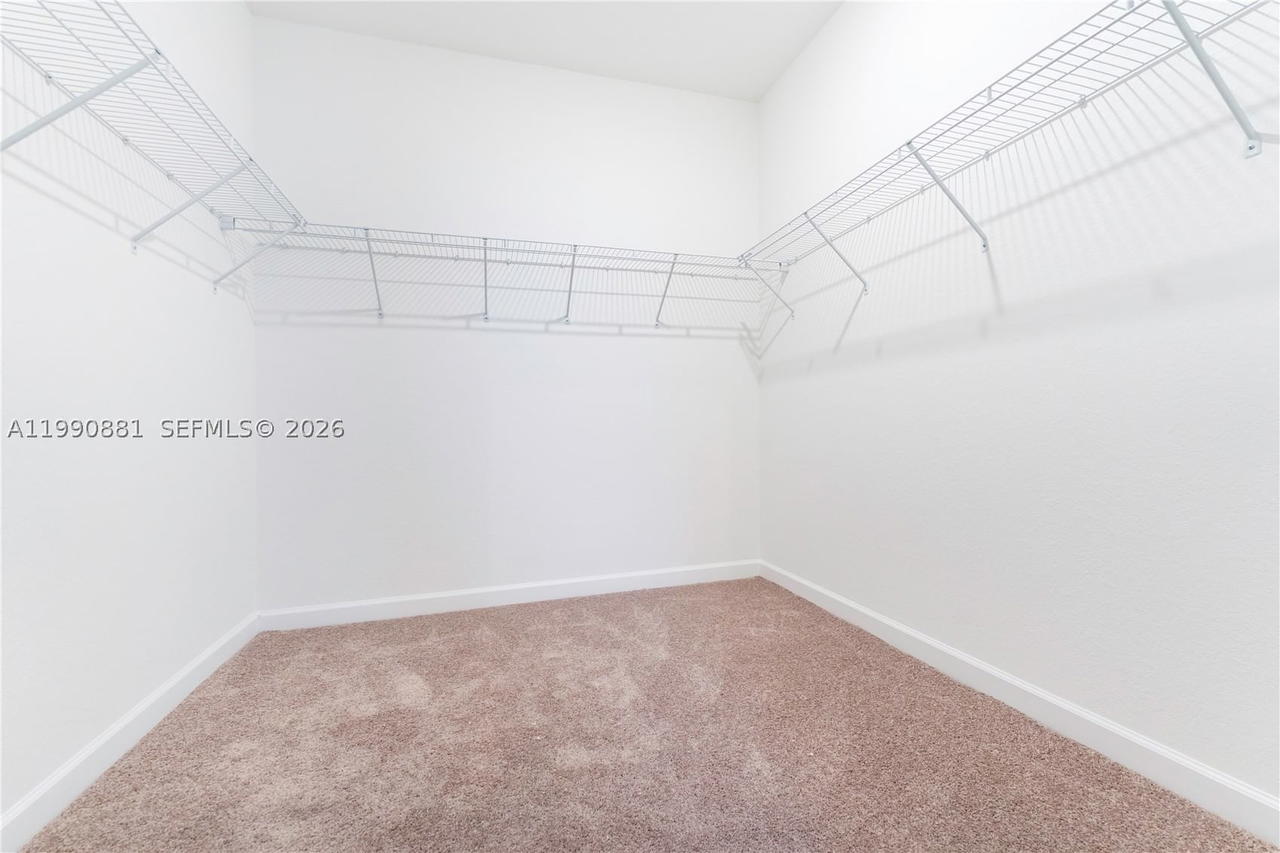 Real estate property located at 5514 27th St, Broward, Calcutta First Addition, Lauderhill, FL