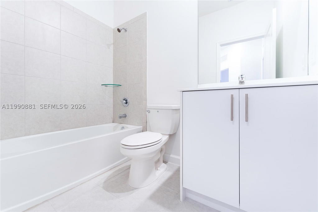 Real estate property located at 5514 27th St, Broward, Calcutta First Addition, Lauderhill, FL