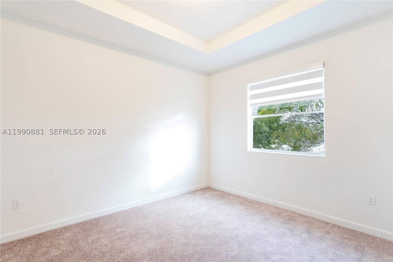 Real estate property located at 5514 27th St, Broward, Calcutta First Addition, Lauderhill, FL