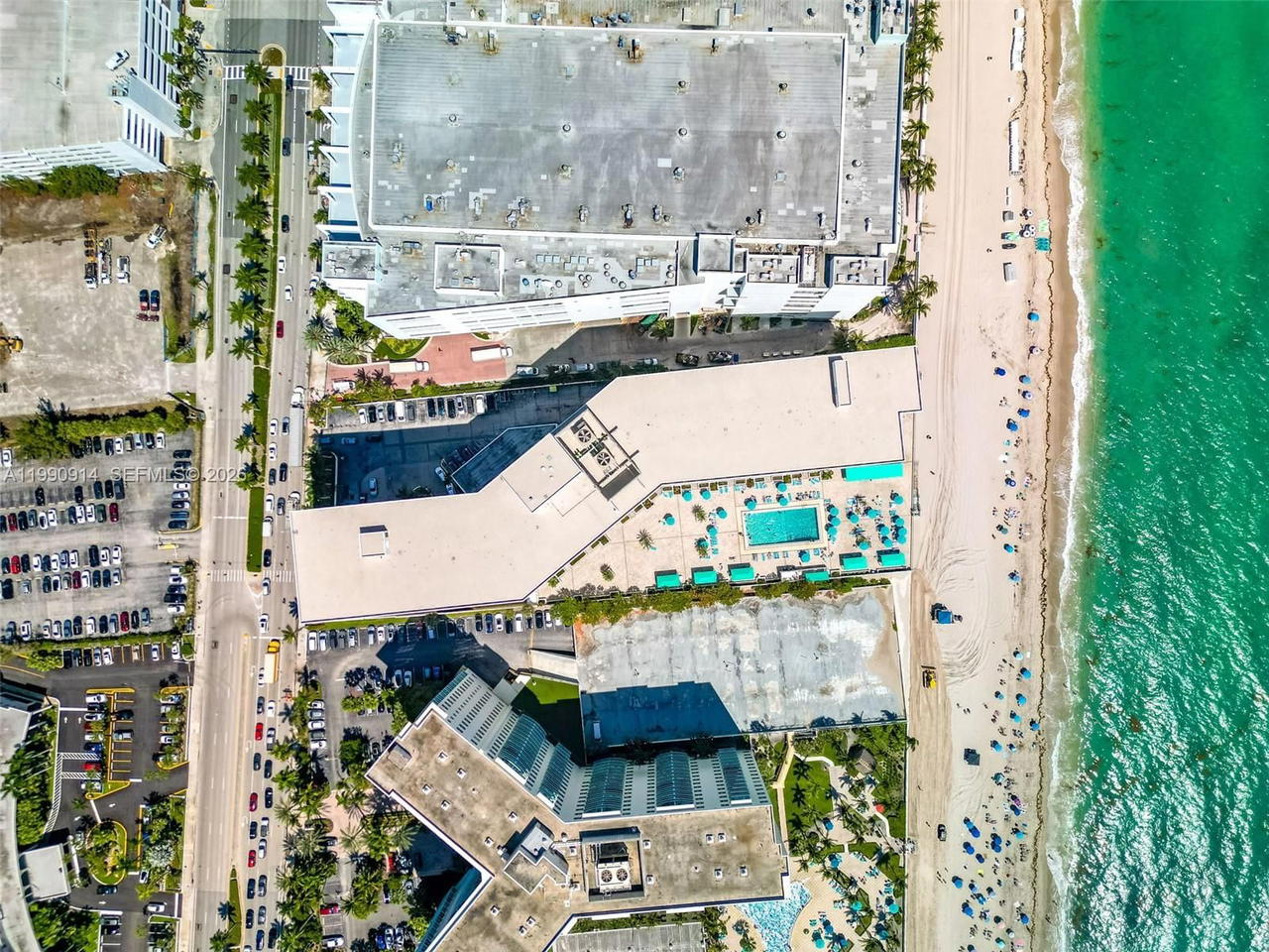 Real estate property located at 3725 Ocean Dr PH18, Broward, Sea Air Towers Condo, Hollywood, FL