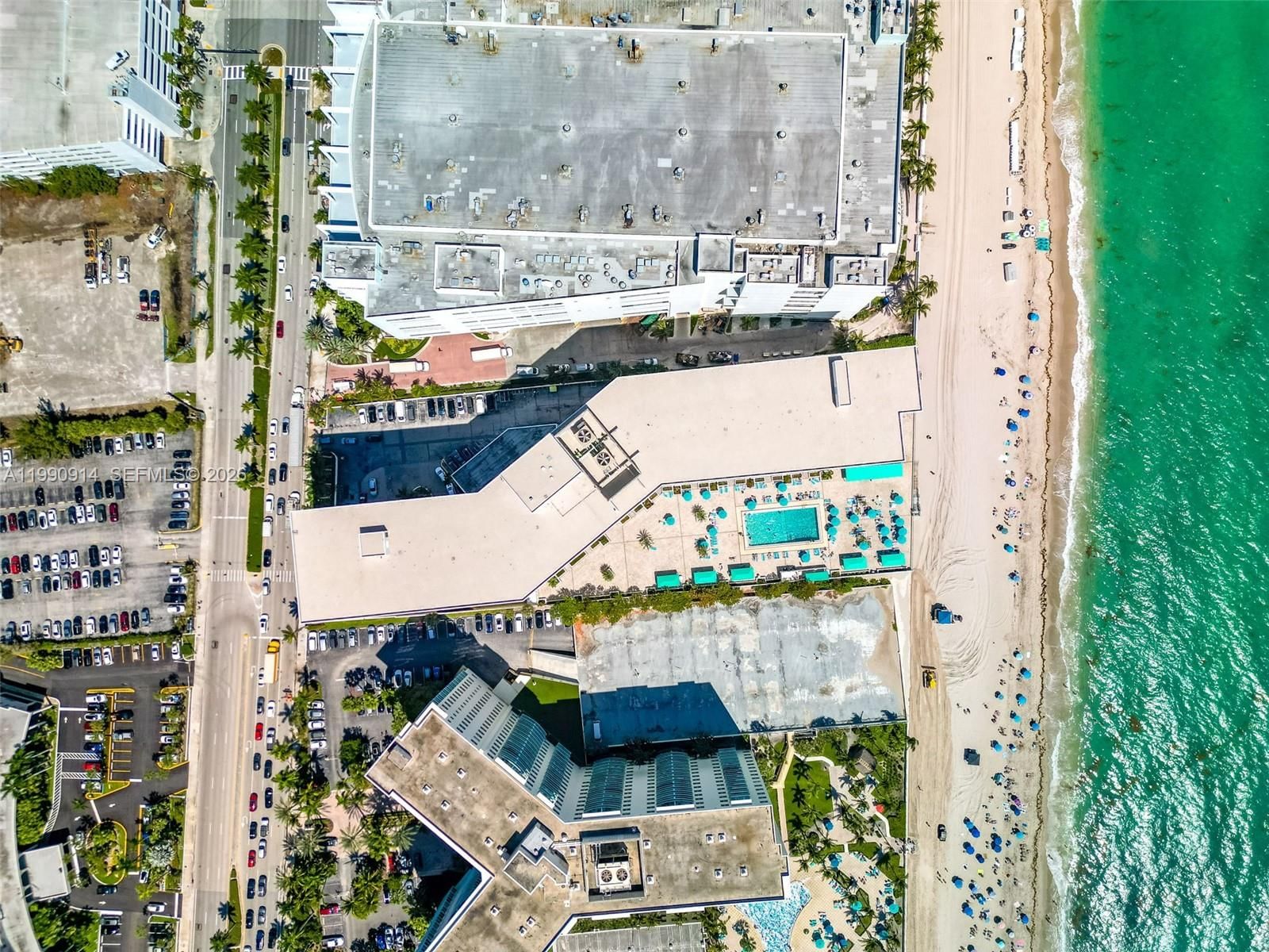 Real estate property located at 3725 Ocean Dr PH18, Broward, Sea Air Towers Condo, Hollywood, FL