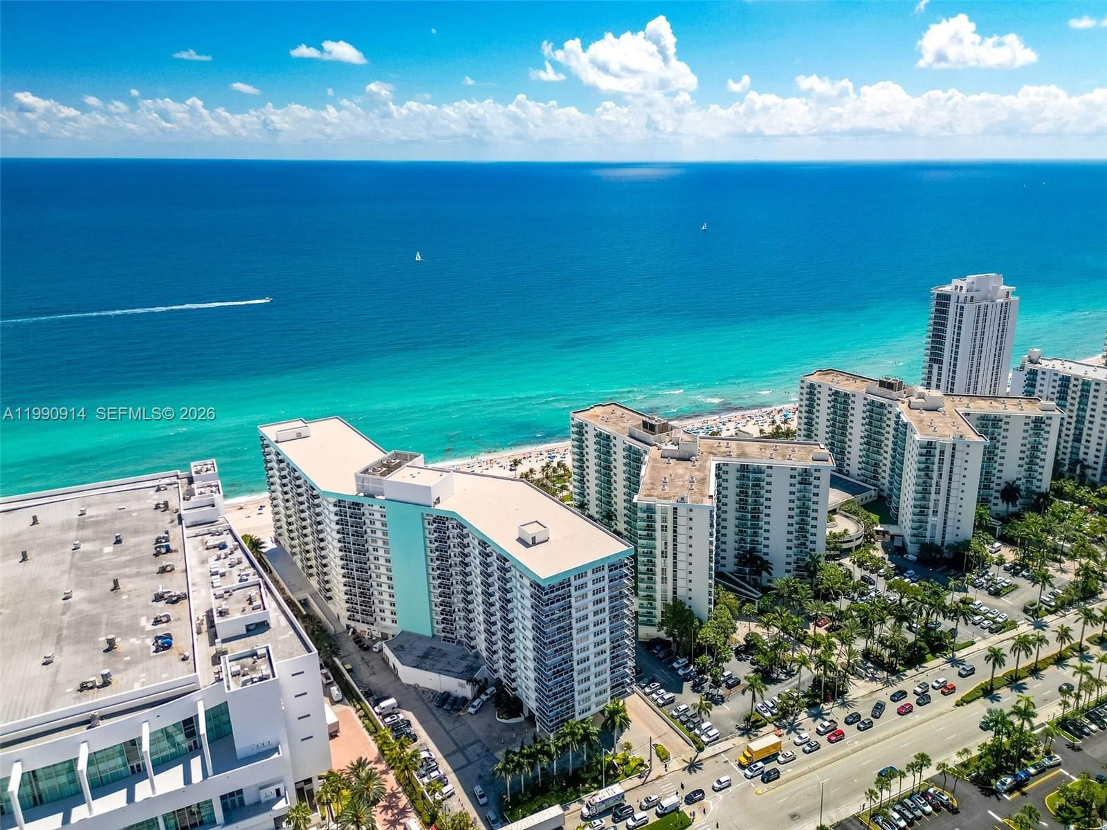 Real estate property located at 3725 Ocean Dr PH18, Broward, Sea Air Towers Condo, Hollywood, FL