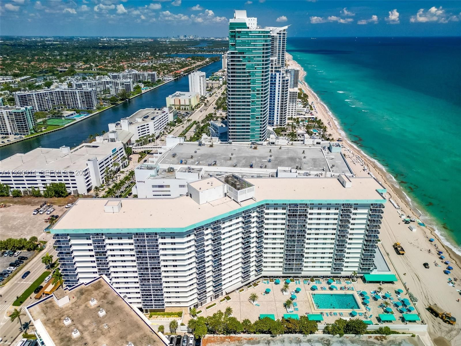 Real estate property located at 3725 Ocean Dr PH18, Broward, Sea Air Towers Condo, Hollywood, FL
