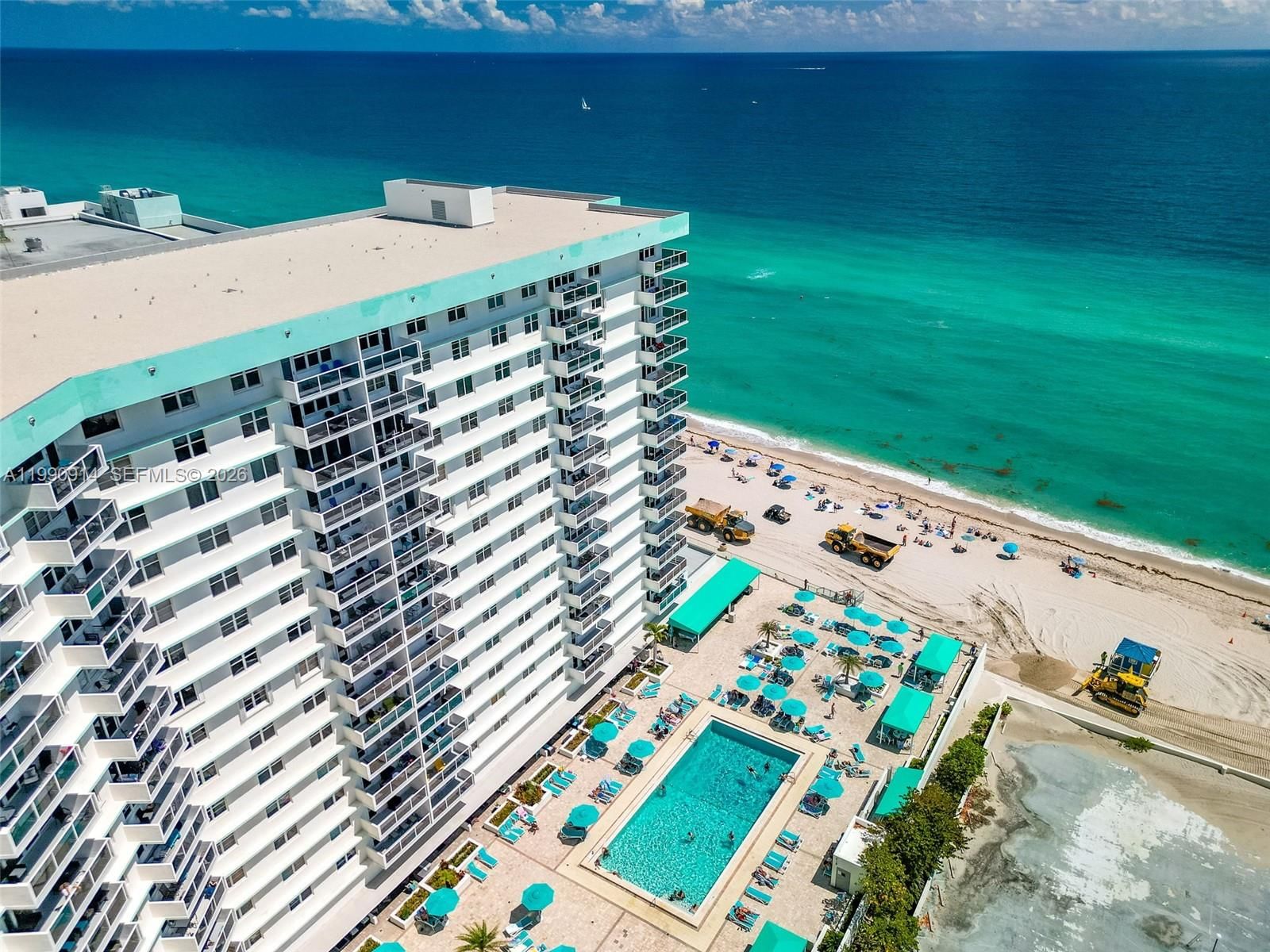 Real estate property located at 3725 Ocean Dr PH18, Broward, Sea Air Towers Condo, Hollywood, FL