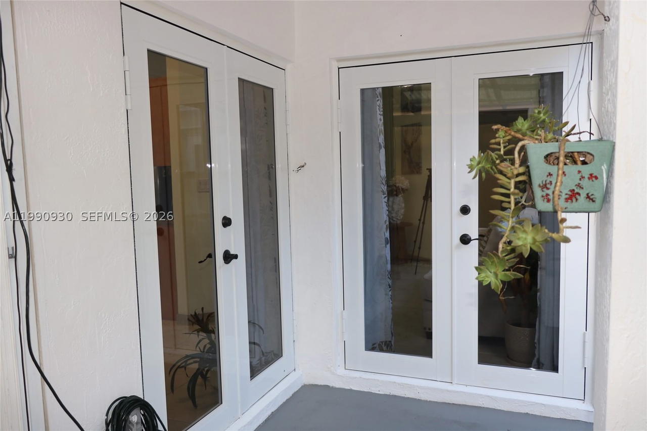 Real estate property located at 12347 145th St, Miami-dade, Woods Lake, Miami, FL
