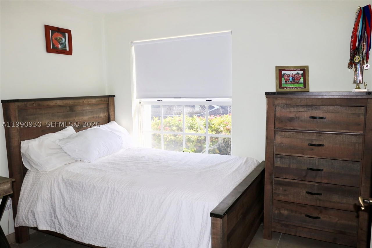 Real estate property located at 12347 145th St, Miami-dade, Woods Lake, Miami, FL
